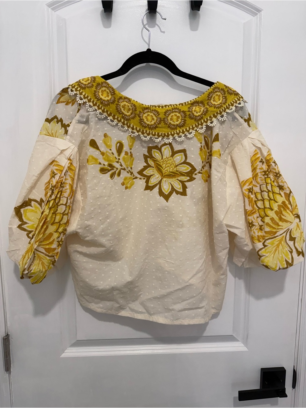 FARM Rio Off White Aura Floral Top NEW - Picture 7 of 8